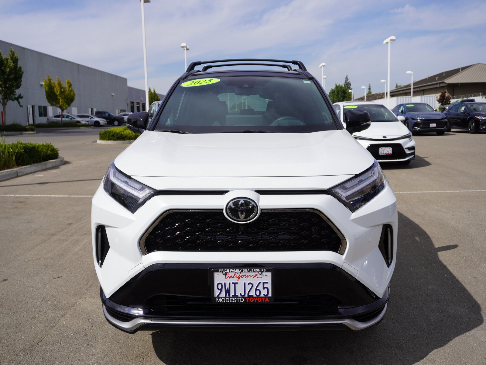 Used 2025 Toyota RAV4 XSE w/ Premium Package AWD/4WD image 6