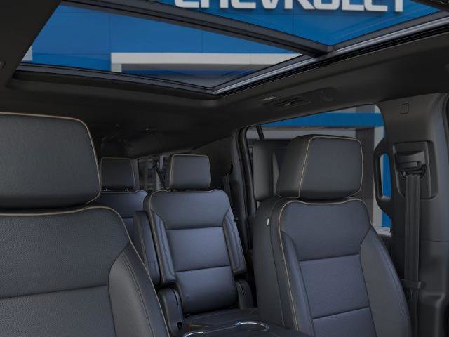 New 2026 Chevrolet Suburban Premier image 24