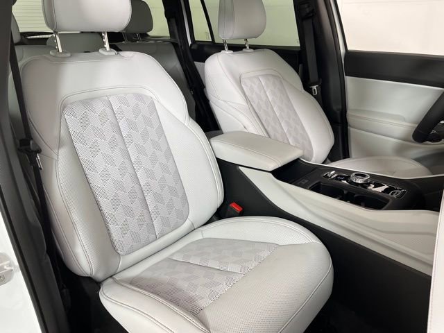 Used 2026 Jeep Cherokee Overland AWD/4WD image 45