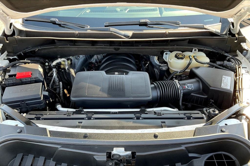 Used 2021 GMC Yukon Denali w/ Denali Premium Package image 9