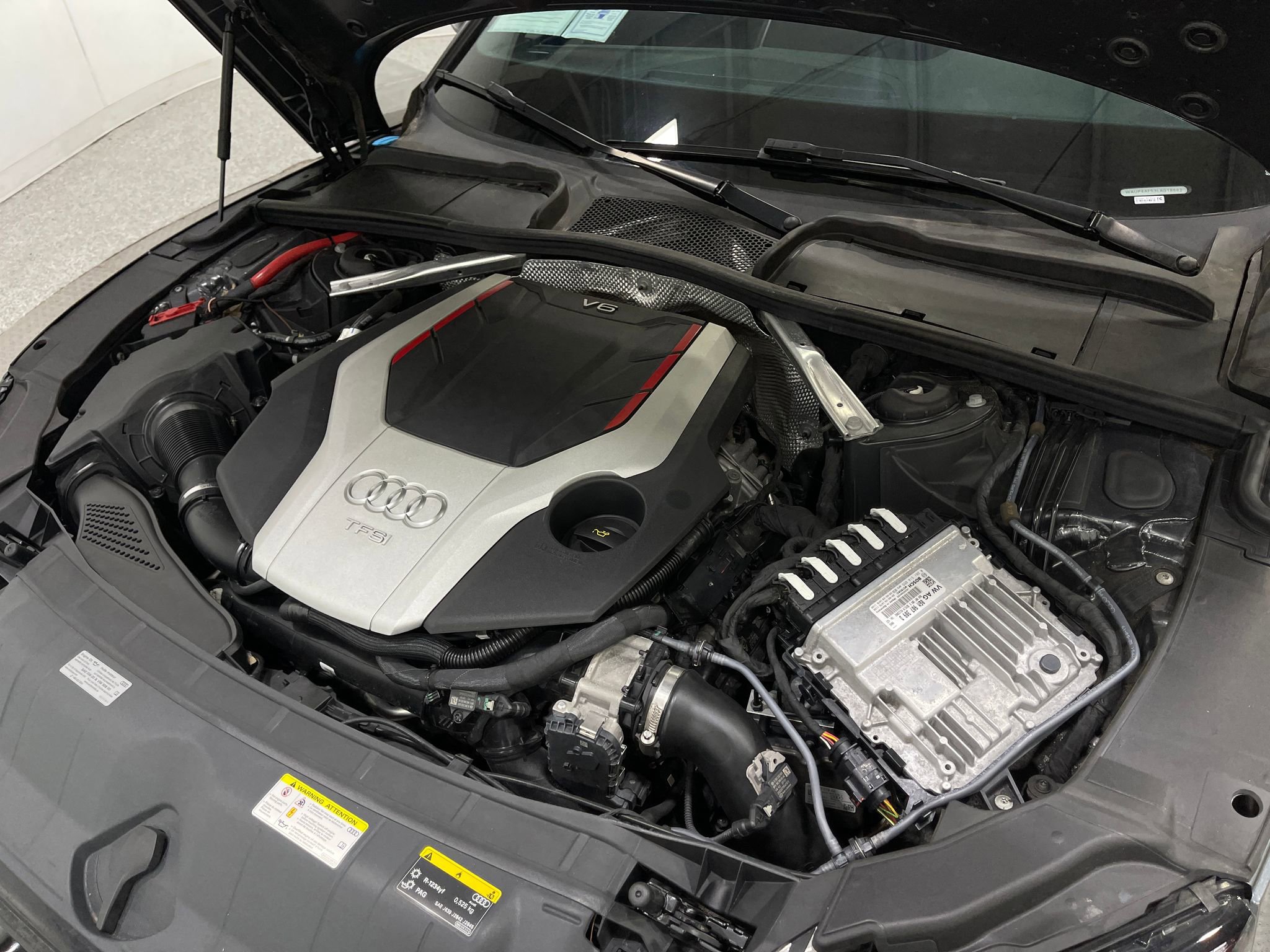 Used 2020 Audi S5 Premium Plus w/ Premium Plus image 29