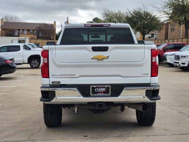 Used 2023 Chevrolet Silverado 2500 LTZ image 13