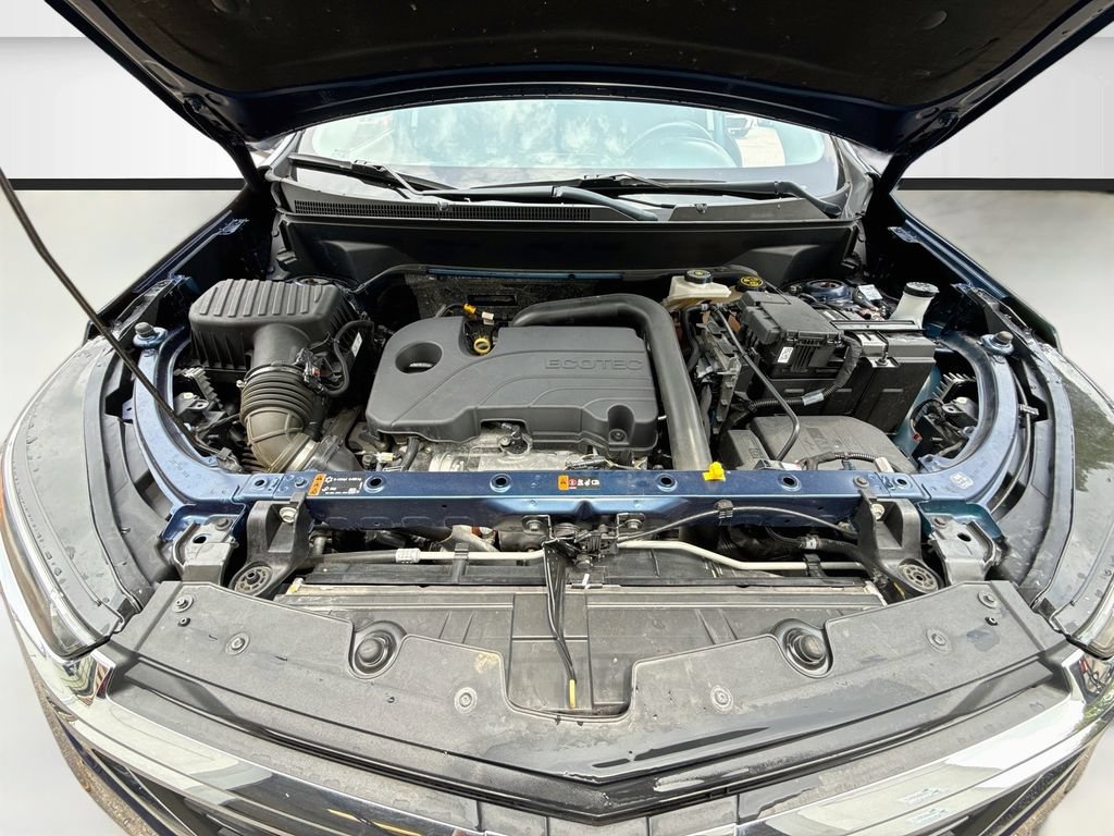 Used 2023 Chevrolet Equinox LT FWD image 29