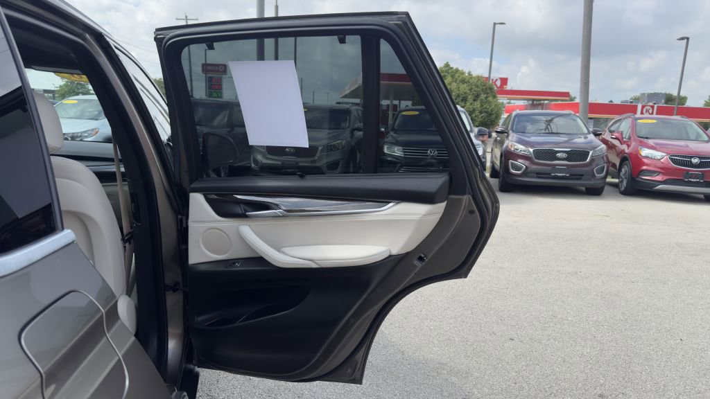Used 2018 BMW X5 sDrive35i RWD image 25
