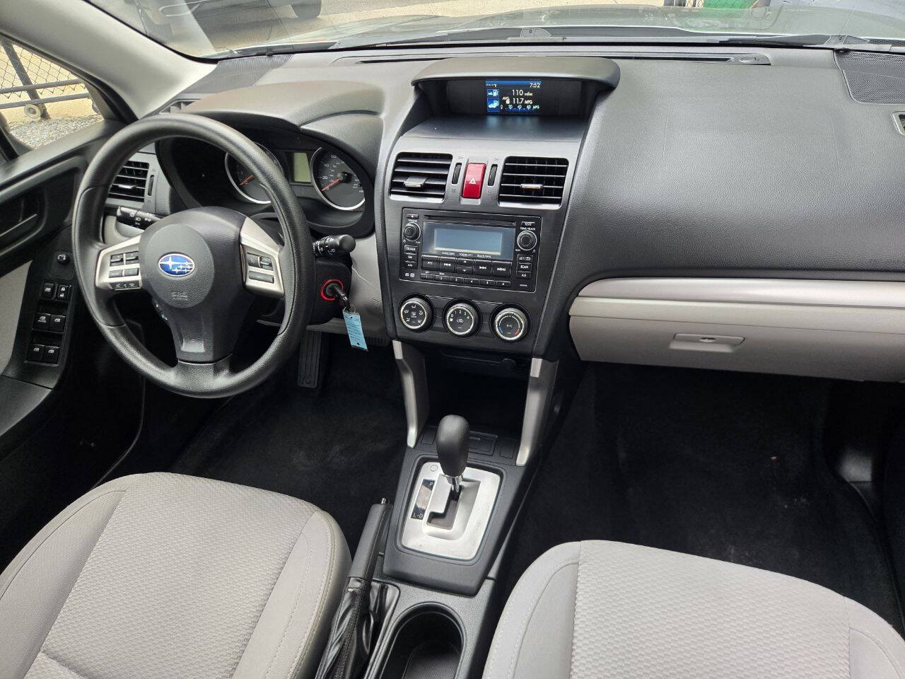 Used 2015 Subaru Forester 2.5i w/ Alloy Wheel Package AWD/4WD image 9