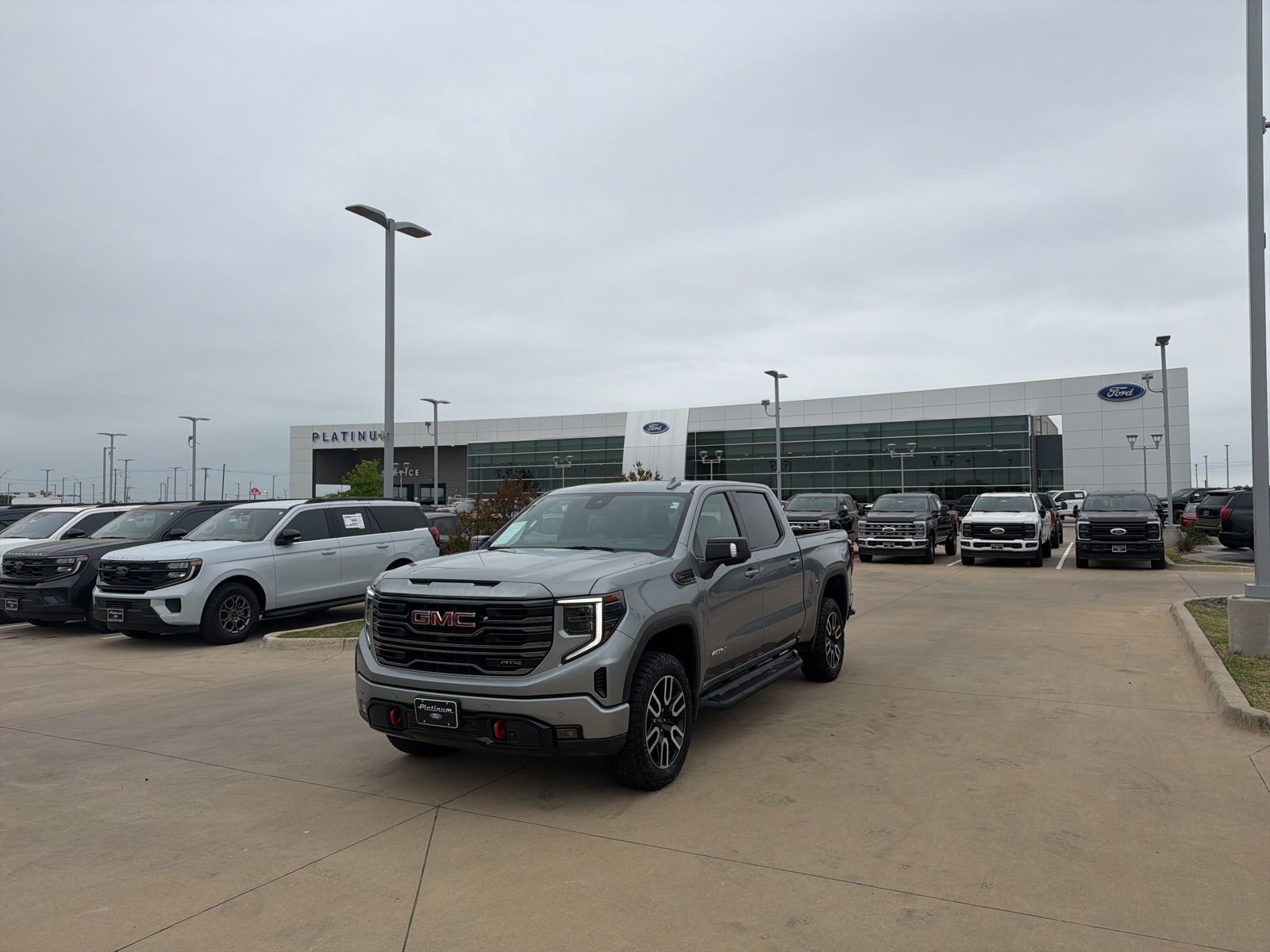 Used 2023 GMC Sierra 1500 AT4 w/ Technology Package image 28