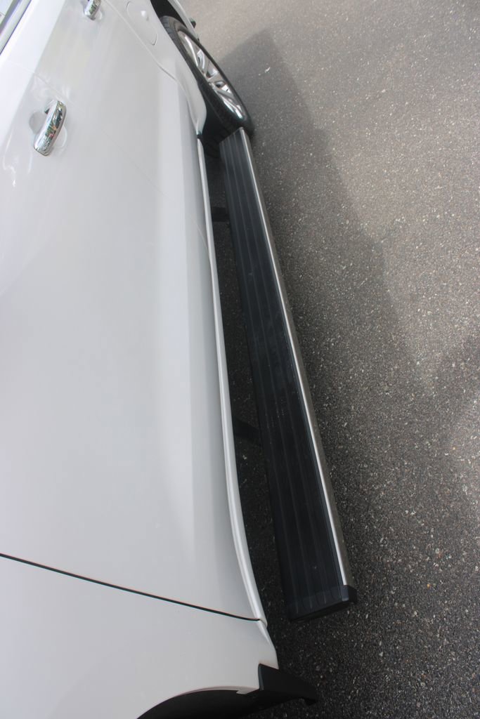 Used 2020 Chevrolet Silverado 1500 High Country w/ Trailer Camera Package AWD/4WD image 21