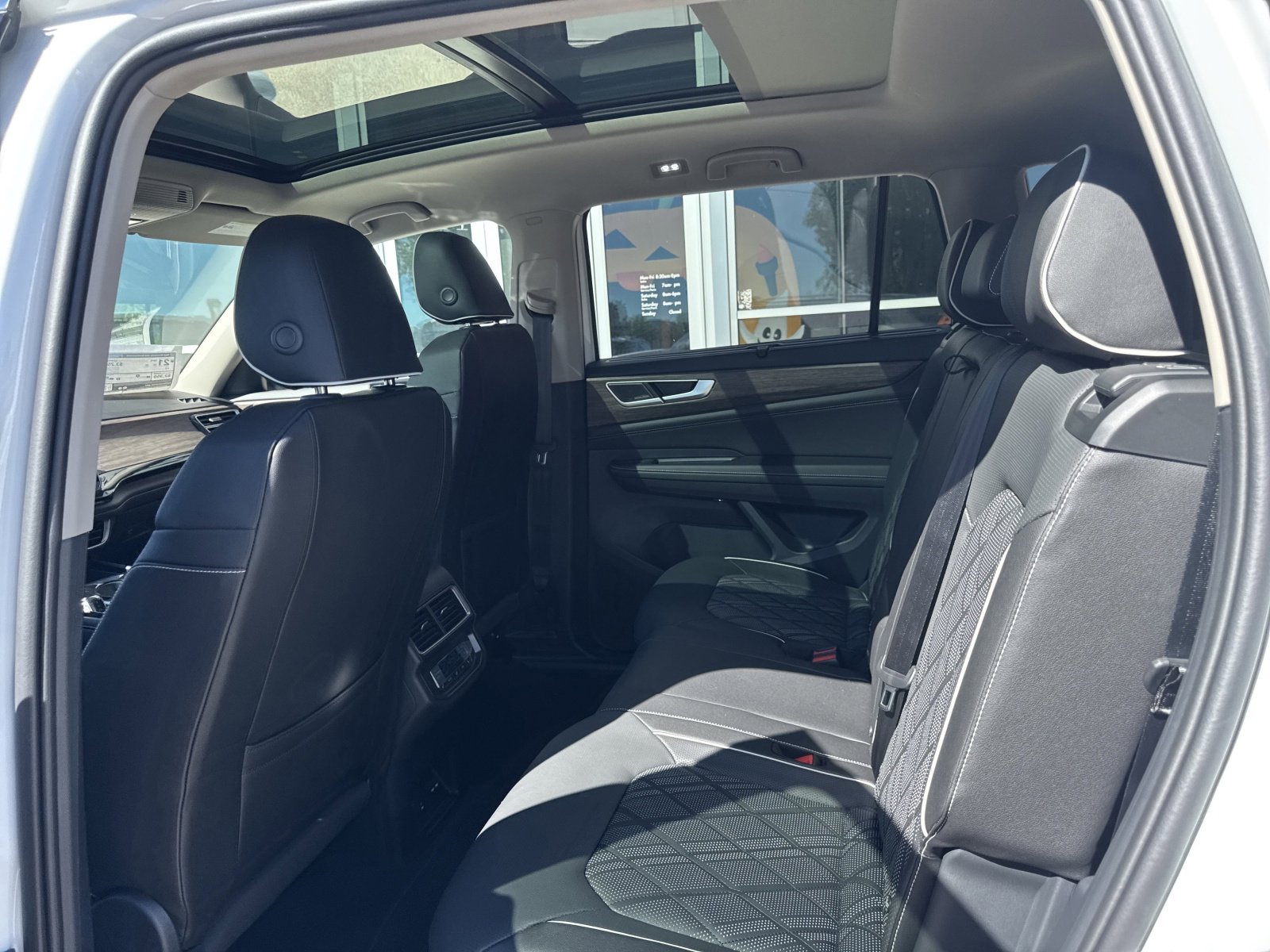 New 2026 Volkswagen Atlas SEL Premium R-Line image 19