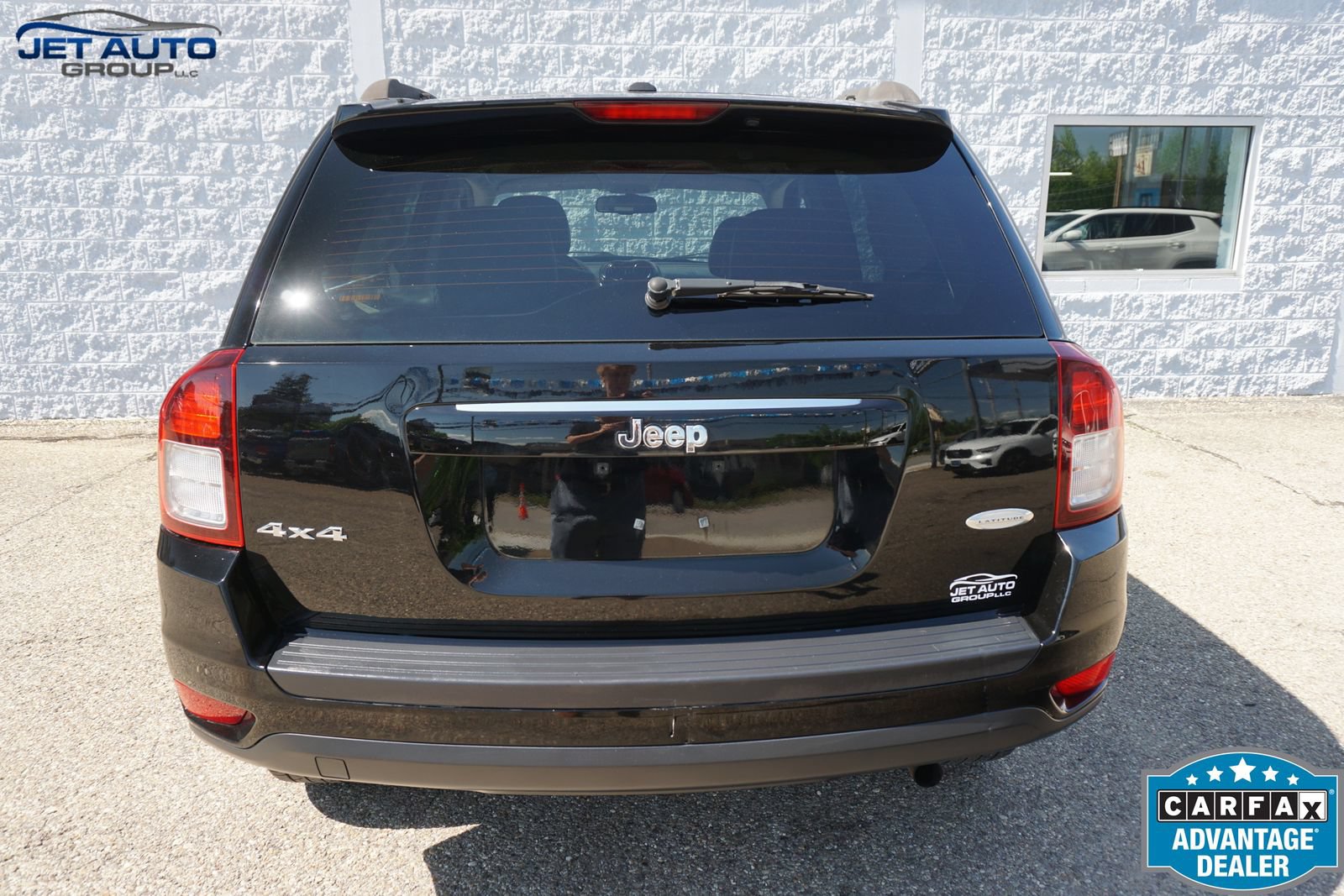 Used 2015 Jeep Compass Latitude AWD/4WD image 14