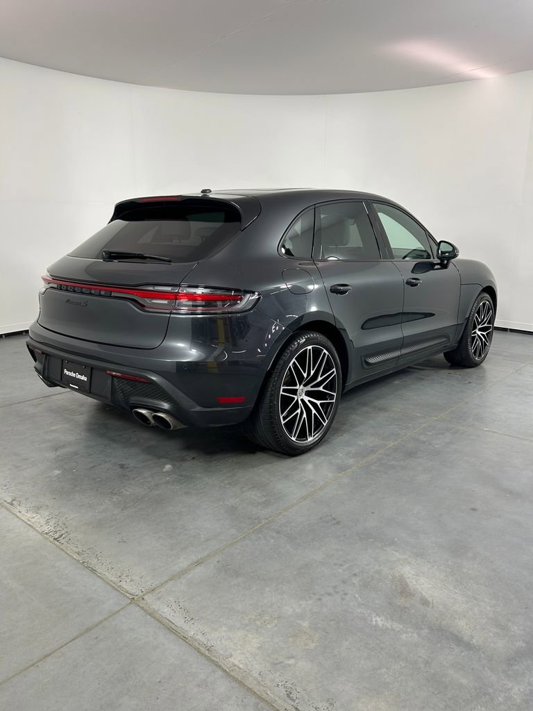 Certified 2023 Porsche Macan S AWD/4WD image 7