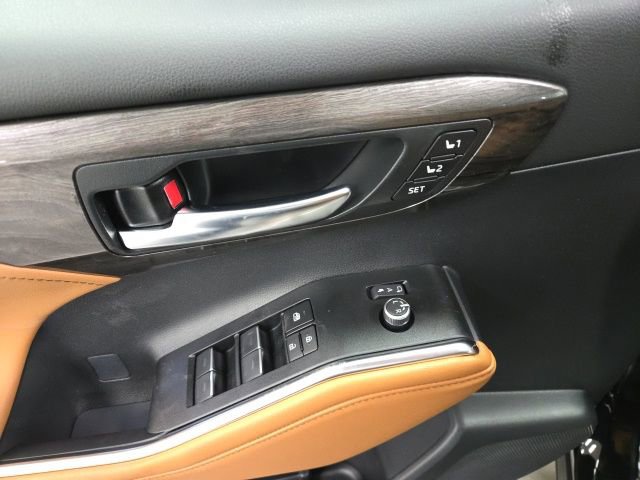 New 2026 Toyota Highlander Platinum image 23