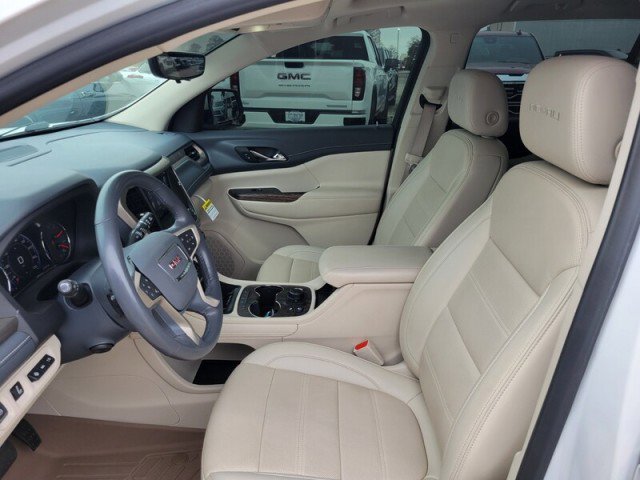 Used 2022 GMC Acadia Denali w/ Denali Ultimate Package image 11