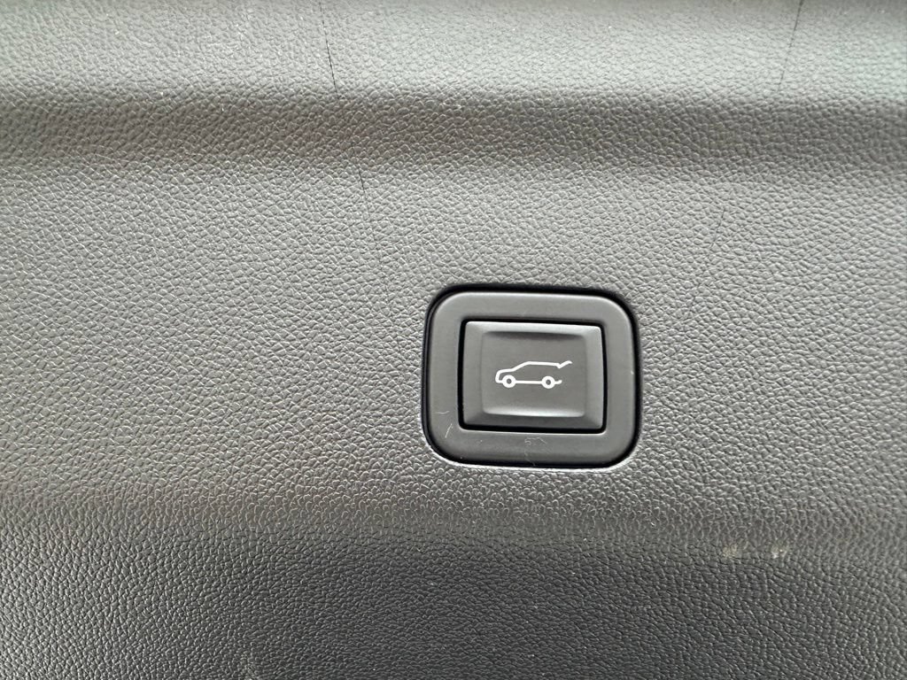 Certified 2023 Chevrolet Suburban Z71 AWD/4WD image 20
