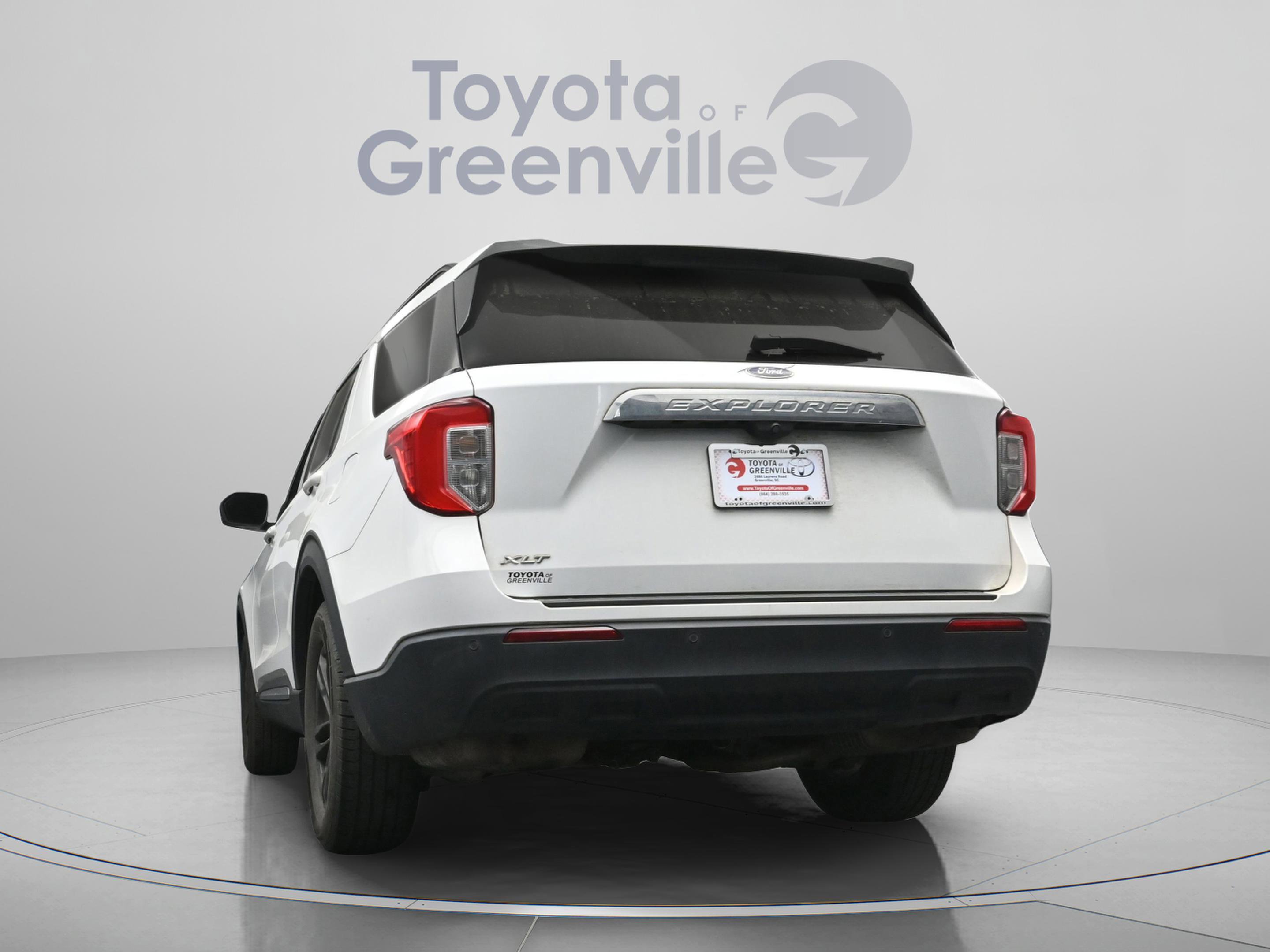 Used 2020 Ford Explorer XLT image 10