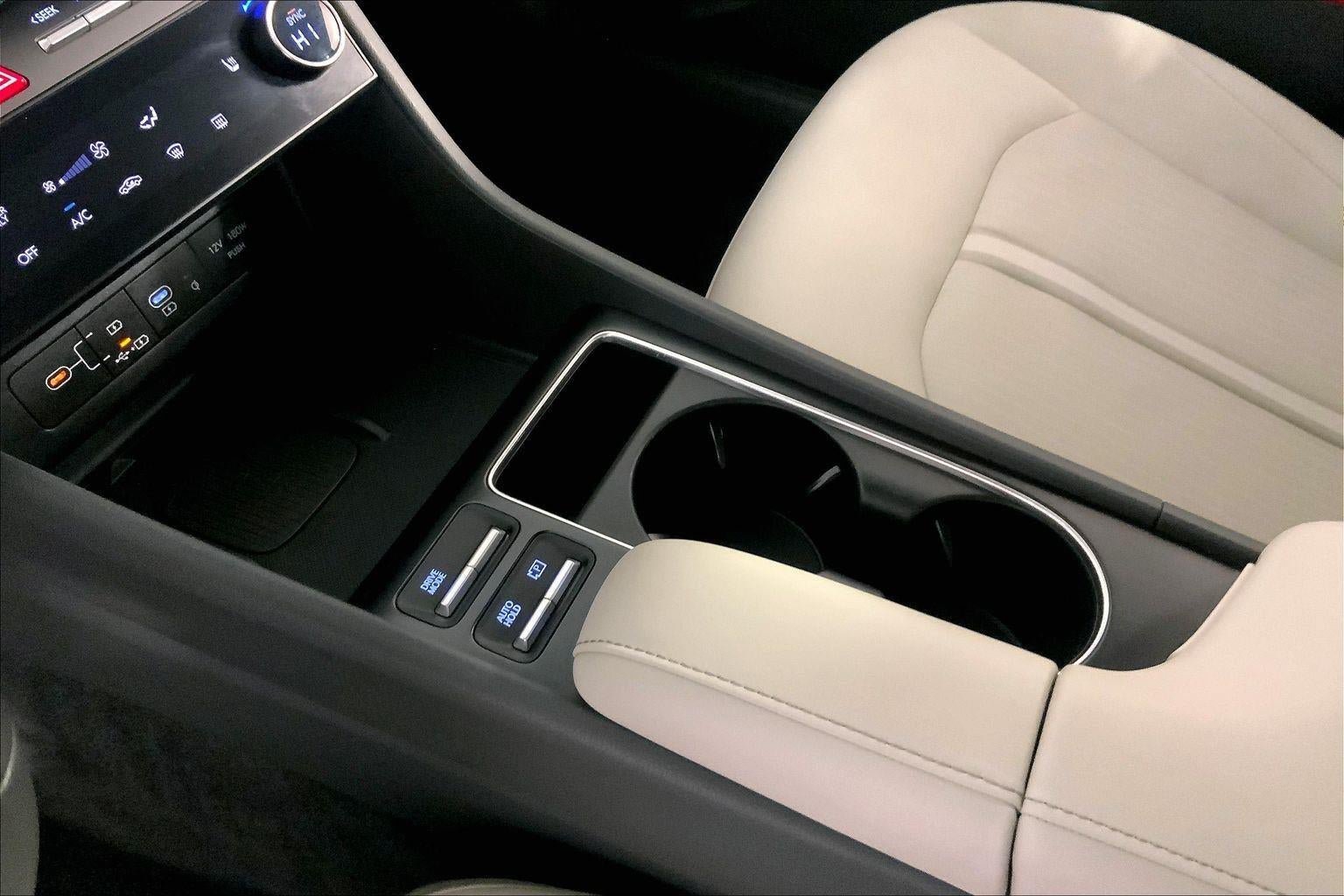 Used 2025 Hyundai Sonata SEL FWD image 17