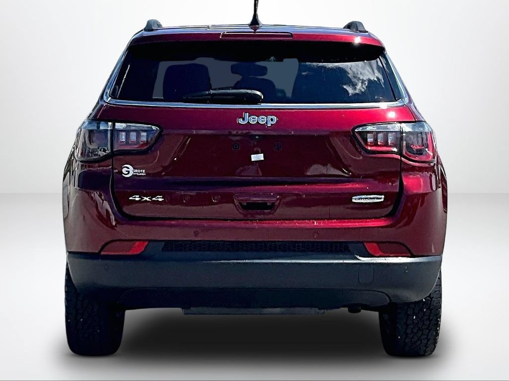 Used 2022 Jeep Compass Latitude AWD/4WD image 5
