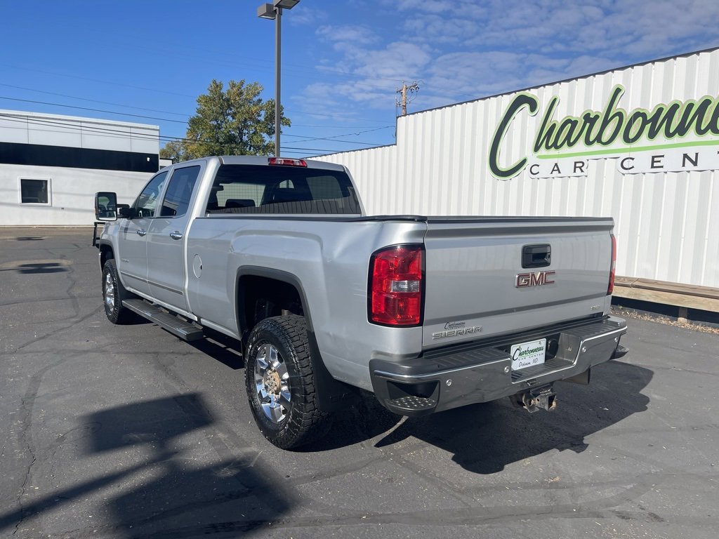 Used 2019 GMC Sierra 3500 SLT w/ Duramax Plus Package image 3