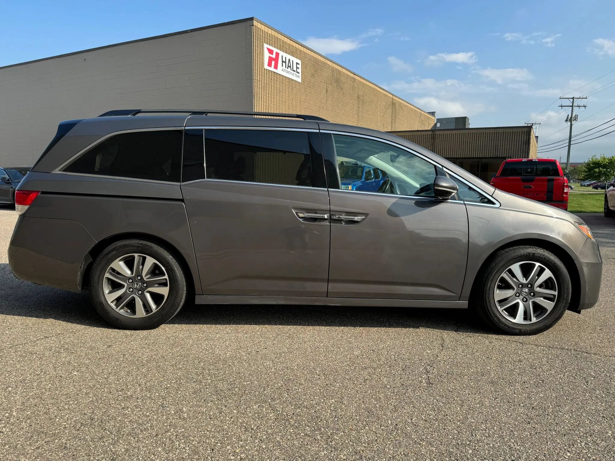 Used 2014 Honda Odyssey Touring image 10