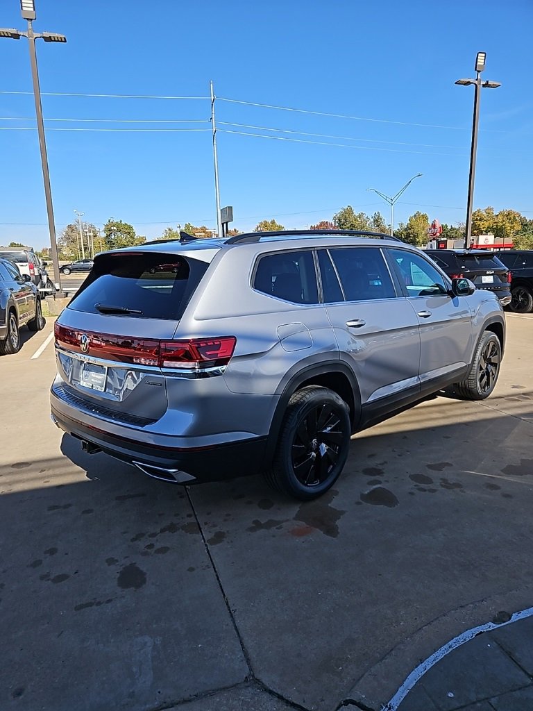 New 2026 Volkswagen Atlas SE image 5