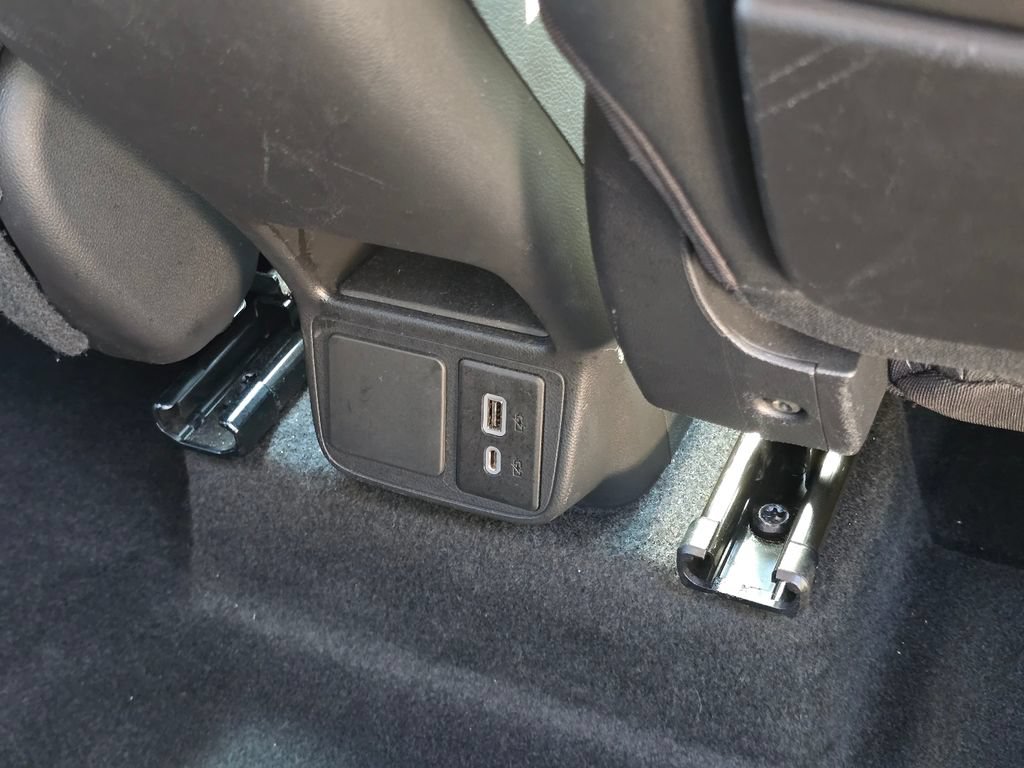 Used 2023 Buick Encore GX Select FWD image 25