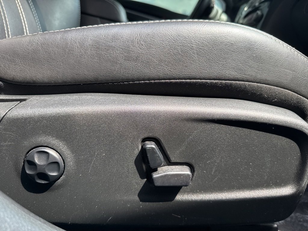 Used 2018 Chrysler 300 S w/ 300S Premium Group image 58