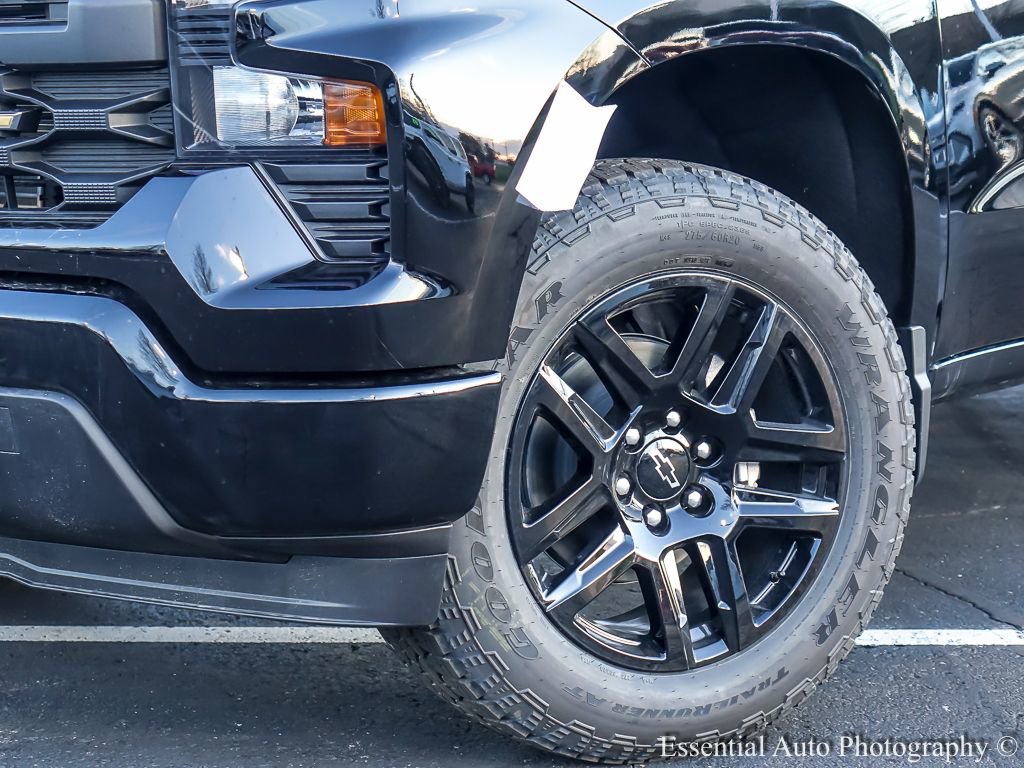 New 2026 Chevrolet Silverado 1500 Custom w/ Turbomax Blackout Package image 4