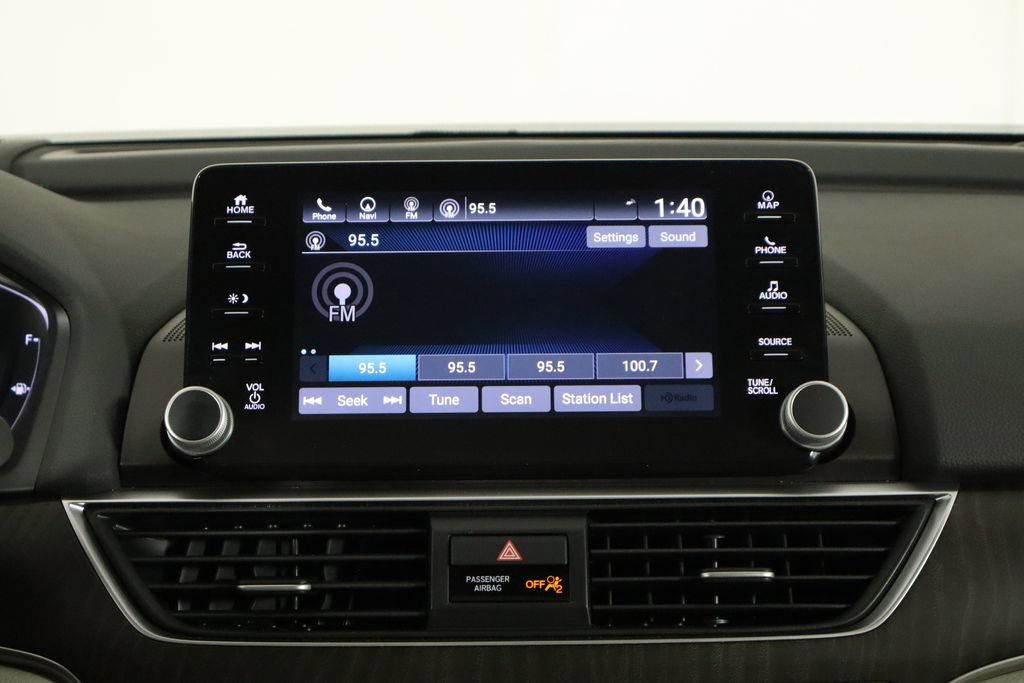 Used 2018 Honda Accord Touring image 24