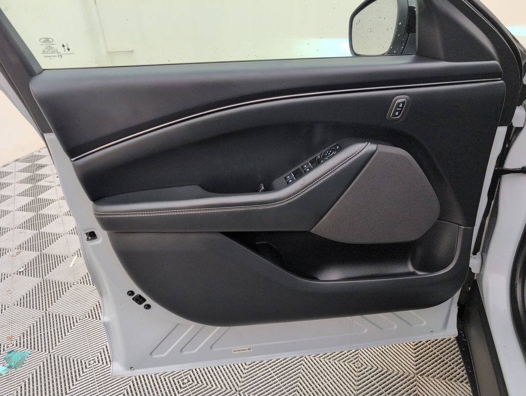 Used 2023 Ford Mustang Mach-E Select RWD image 32