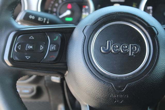 Used 2023 Jeep Wrangler Unlimited AWD/4WD image 21