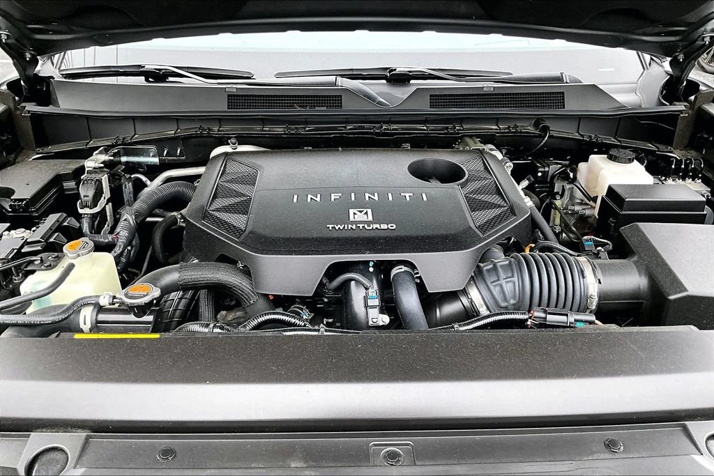 Certified 2025 INFINITI QX80 Sensory AWD/4WD image 13