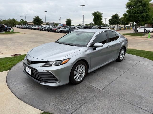 Used 2023 Toyota Camry LE w/ Convenience Package image 3