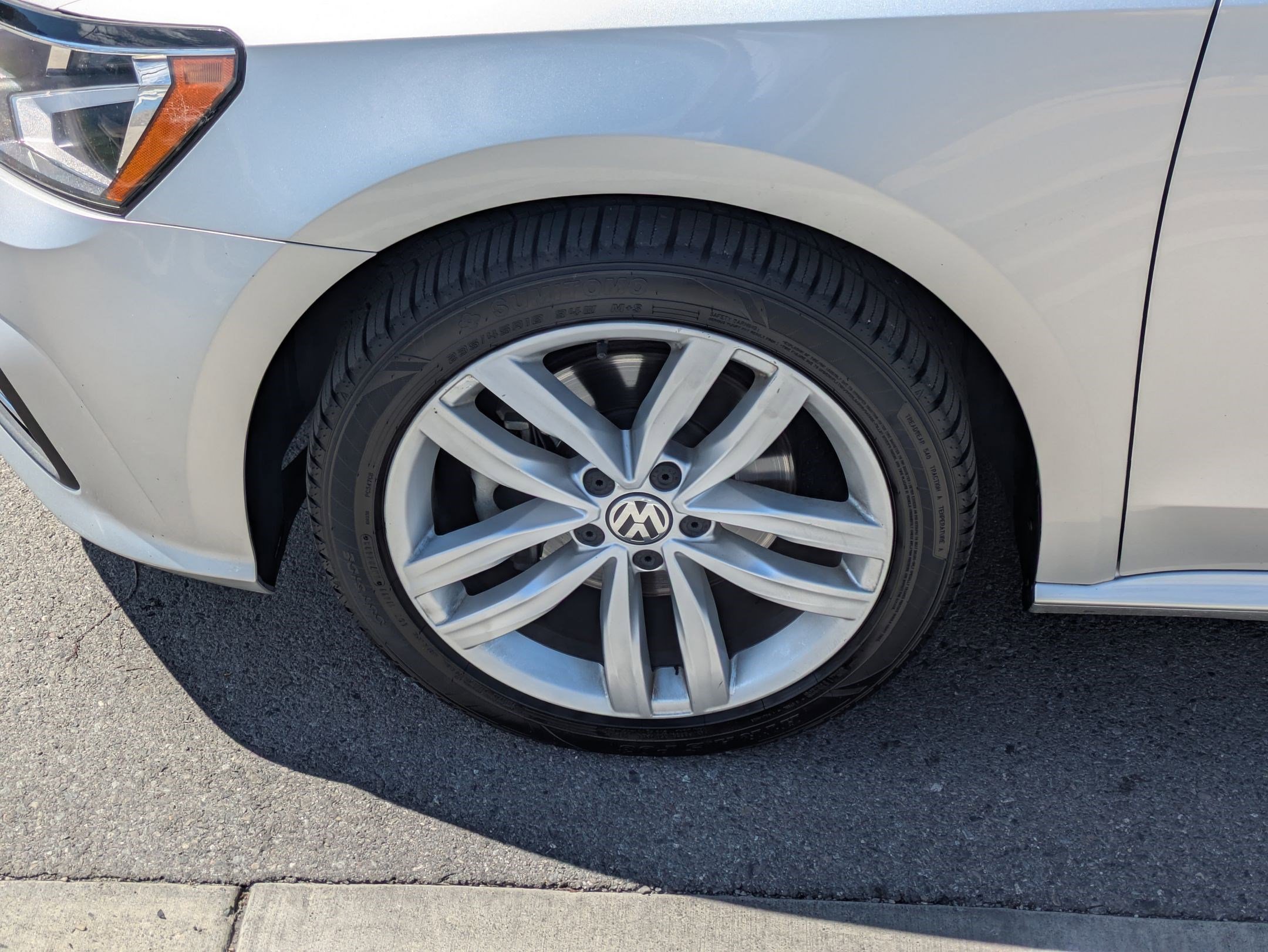 Used 2019 Volkswagen Passat 2.0T Wolfsburg FWD image 13