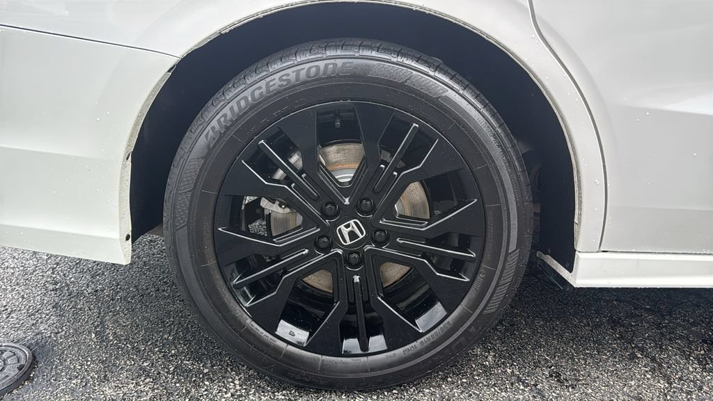 Certified 2025 Honda Odyssey Sport-L image 8