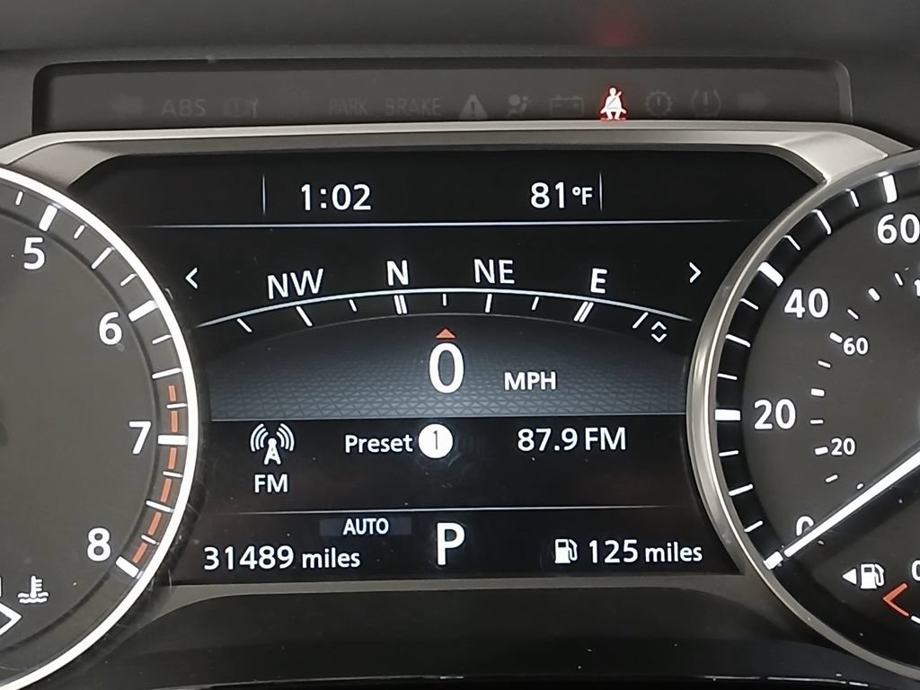 Used 2025 Nissan Pathfinder SL AWD/4WD image 29