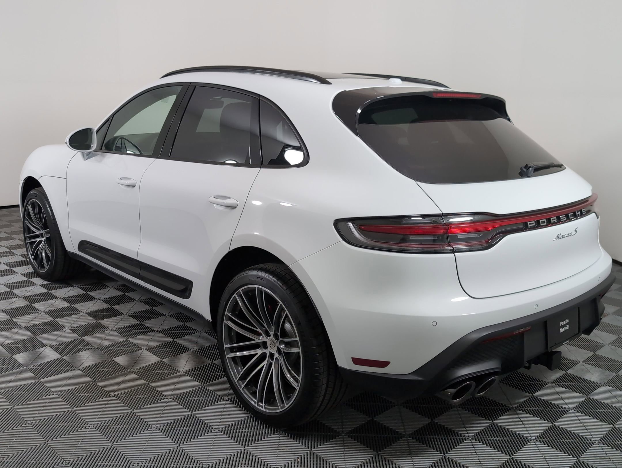 Used 2026 Porsche Macan S image 3