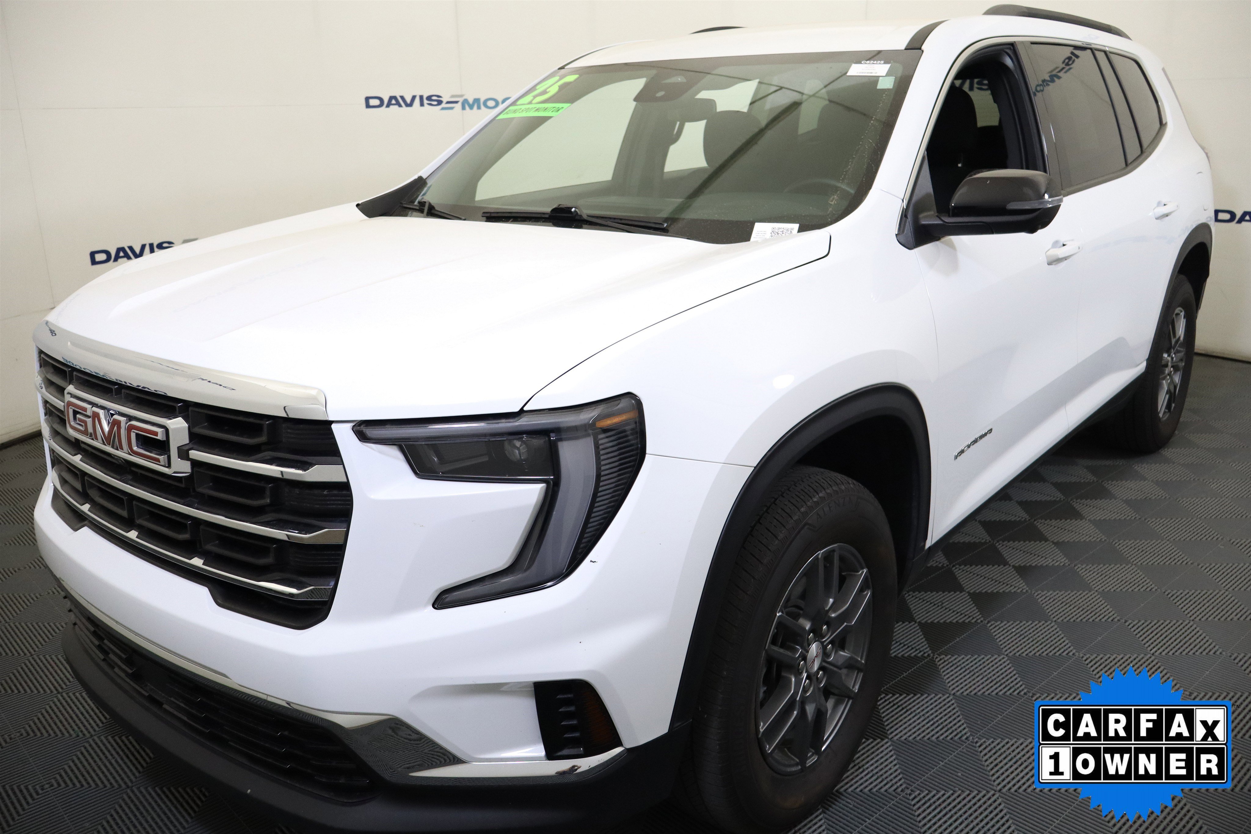Used 2025 GMC Acadia Elevation AWD/4WD image 12