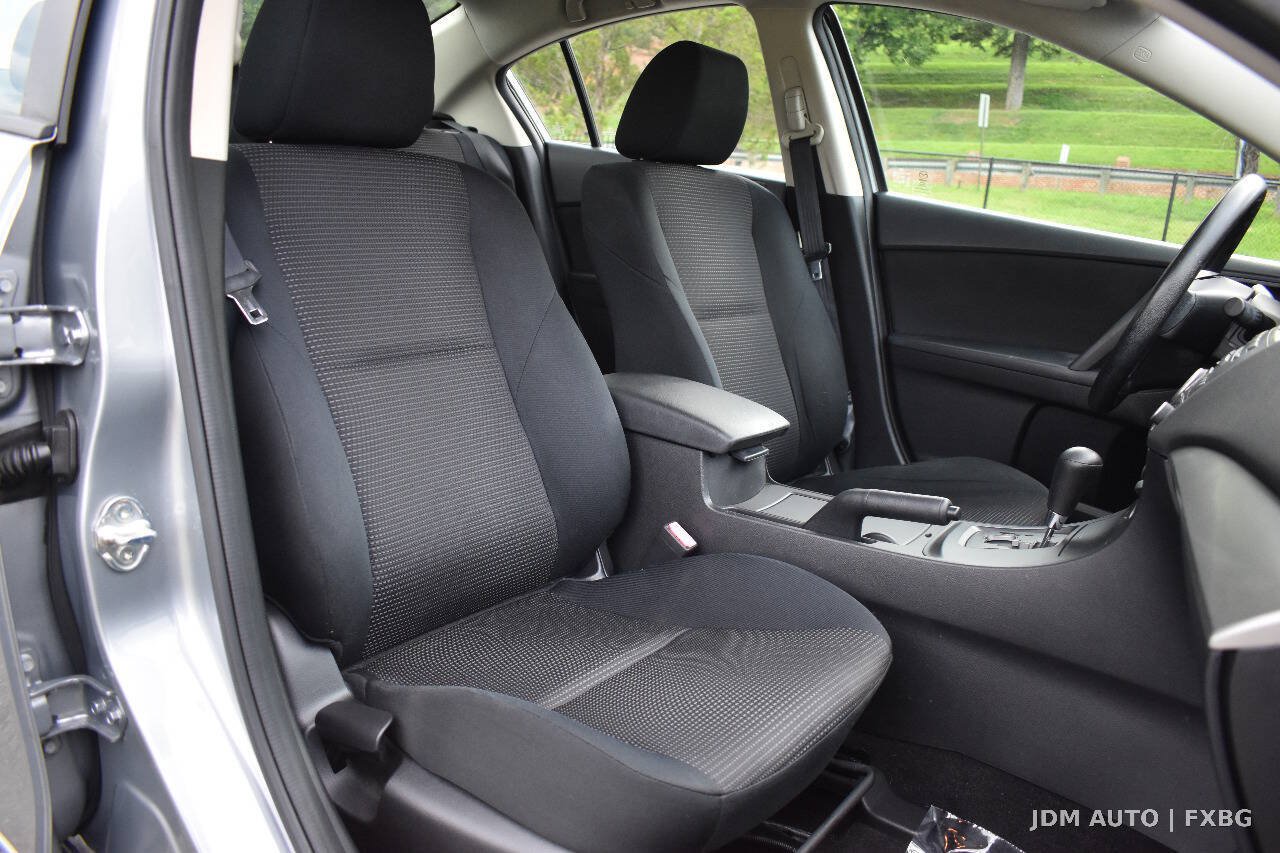 Used 2012 MAZDA MAZDA3 i Sport FWD image 13