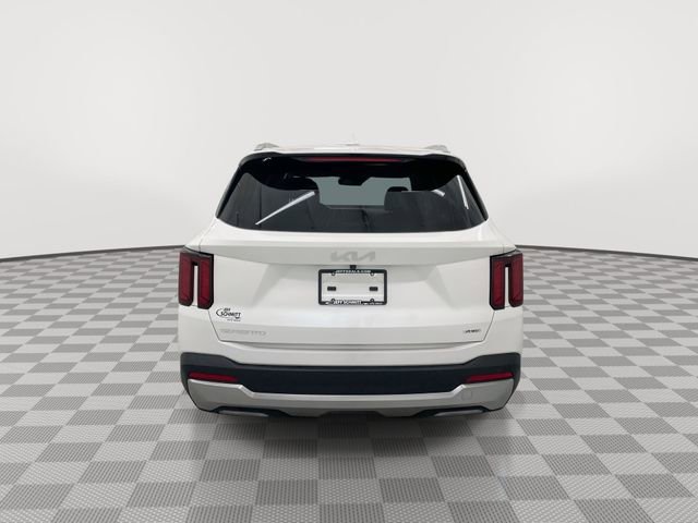 Used 2025 Kia Sorento EX image 9