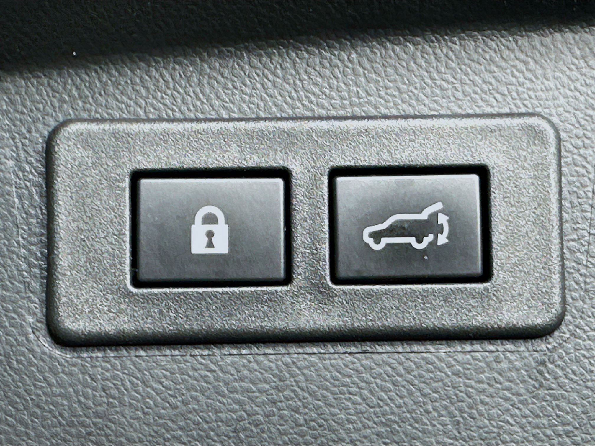Used 2025 Subaru Outback Premium AWD/4WD image 30