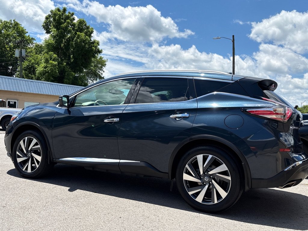 Used 2017 Nissan Murano Platinum w/ Platinum Technology Package FWD image 4