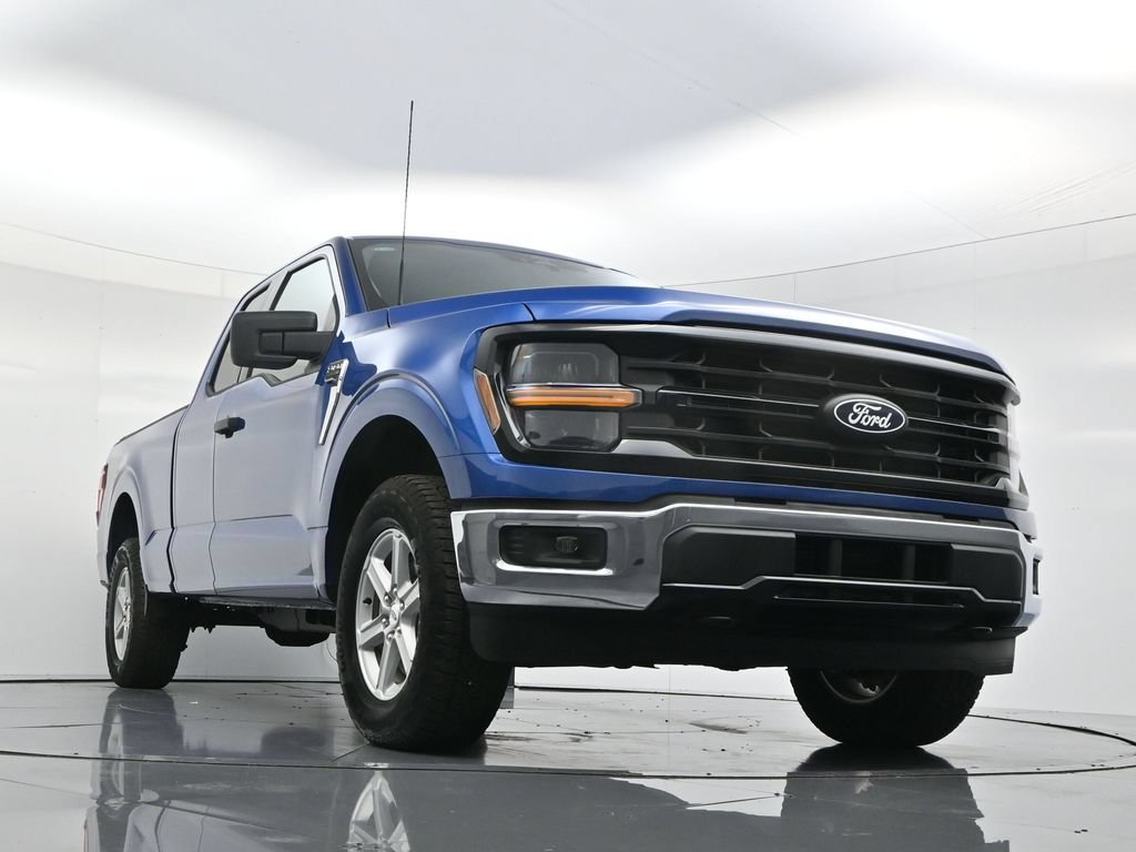 Used 2025 Ford F150 XLT AWD/4WD image 44