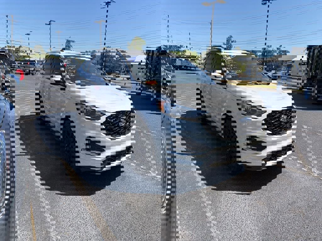 Certified 2023 Ford Edge ST-Line AWD/4WD image 7