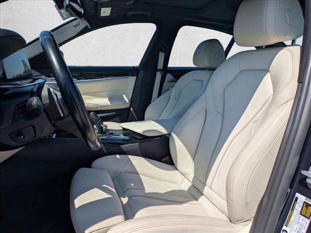 Used 2018 BMW 530e RWD image 16