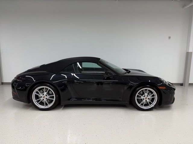 Certified 2025 Porsche 911 Carrera image 6