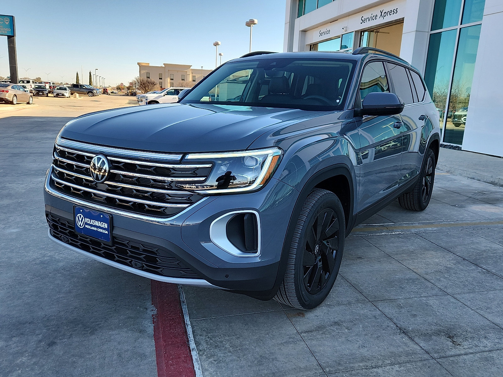 New 2026 Volkswagen Atlas SE image 3