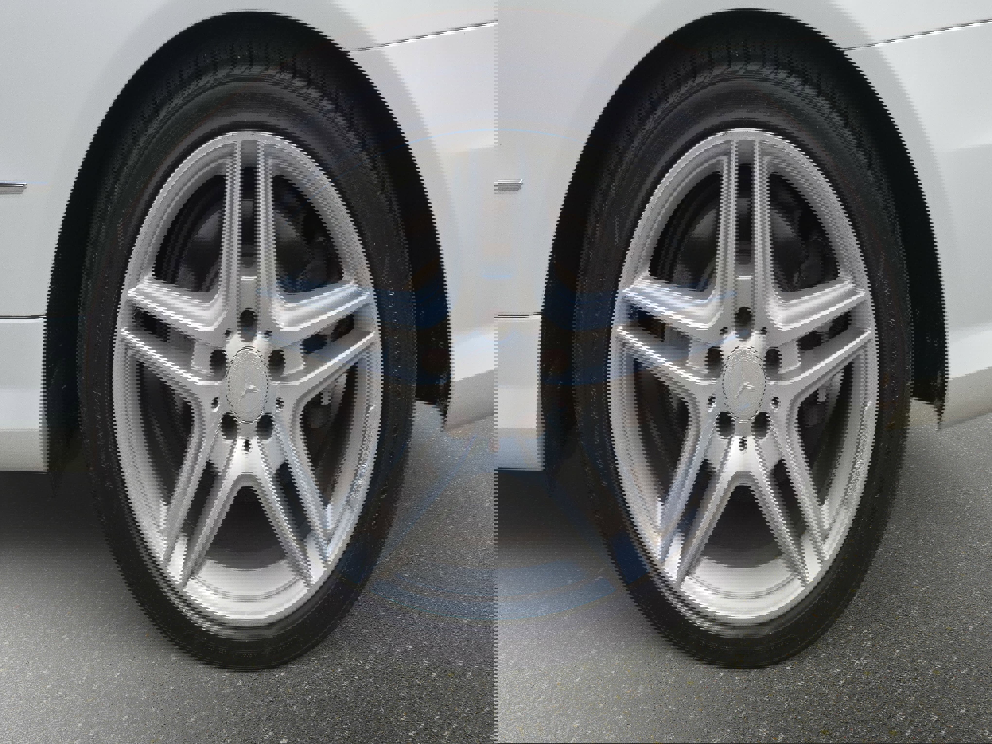 Used 2011 Mercedes-Benz E 550 Coupe image 29