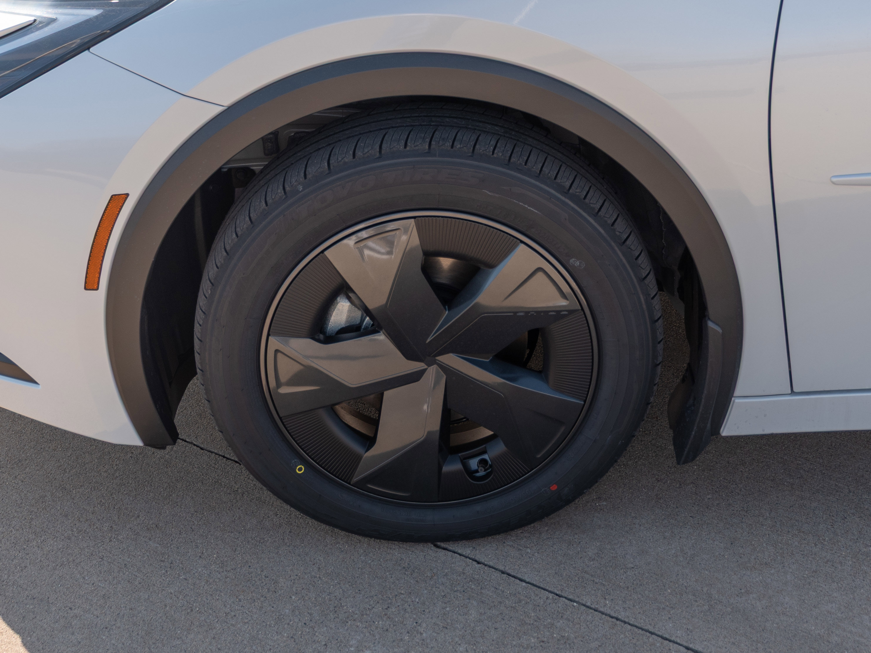 New 2026 Toyota Prius LE image 5