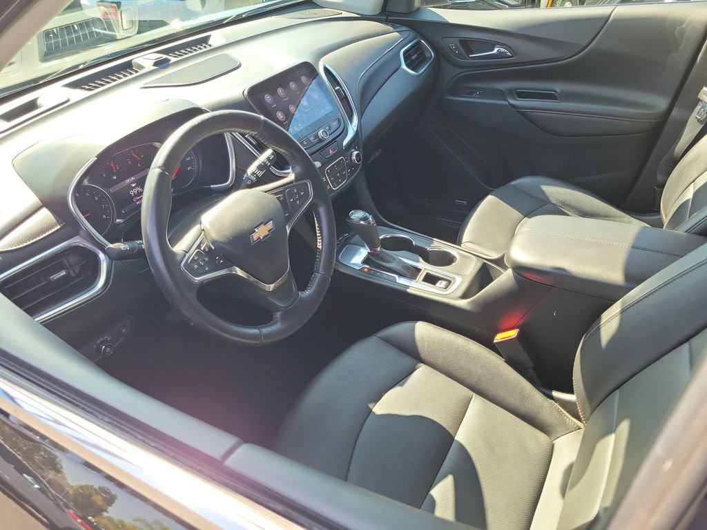 Used 2020 Chevrolet Equinox Premier FWD image 3