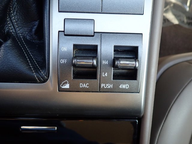 Used 2017 Lexus GX 460 w/ Navigation Package image 22