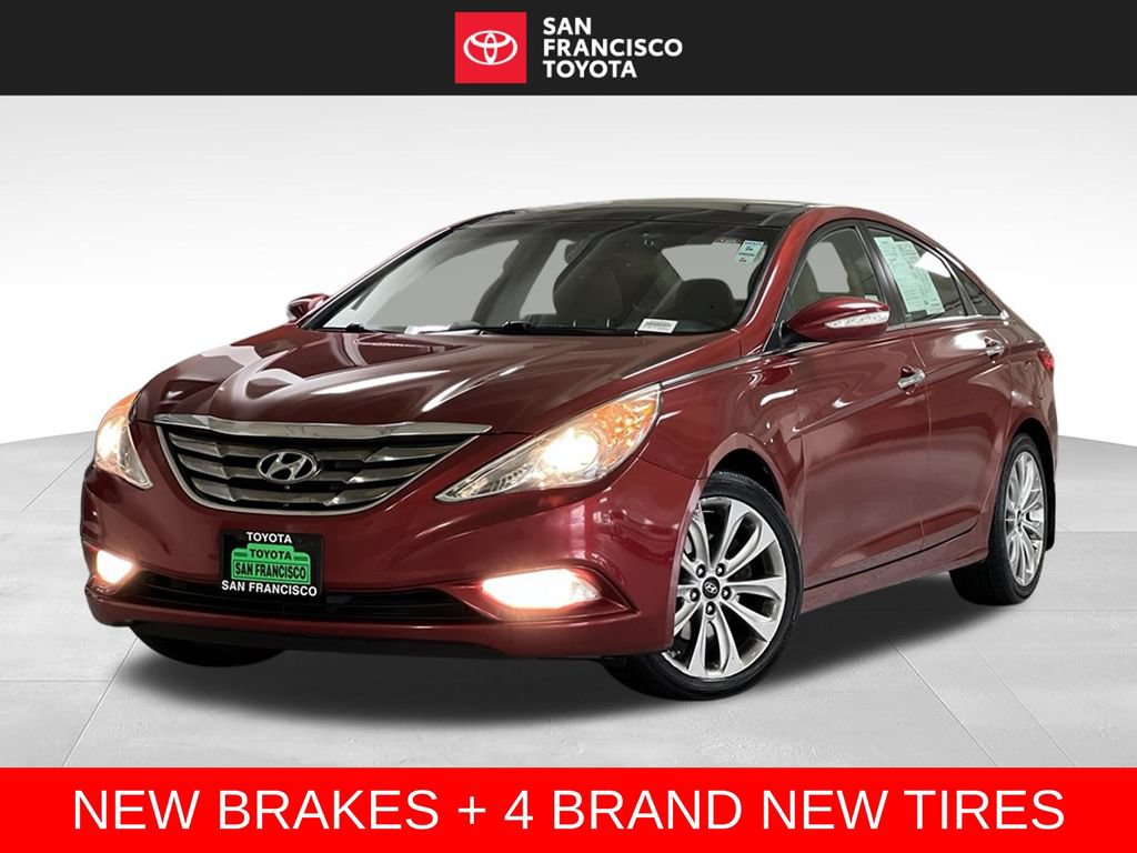 Used 2012 Hyundai Sonata Limited w/ Navigation Pkg FWD image 1